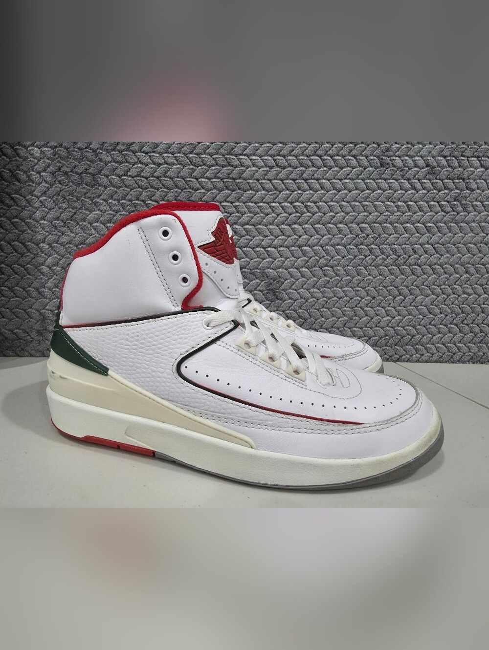 Air Jordan 2 Retro 'Origins' Sneakers- Size 8 US